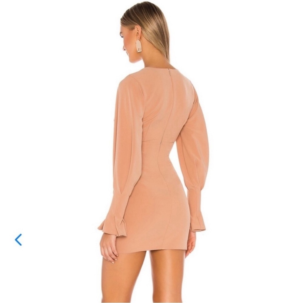 NWOT Lovers + Friends Elena Mini Dress in Neutral Peach Size Small - Picture 2 of 16
